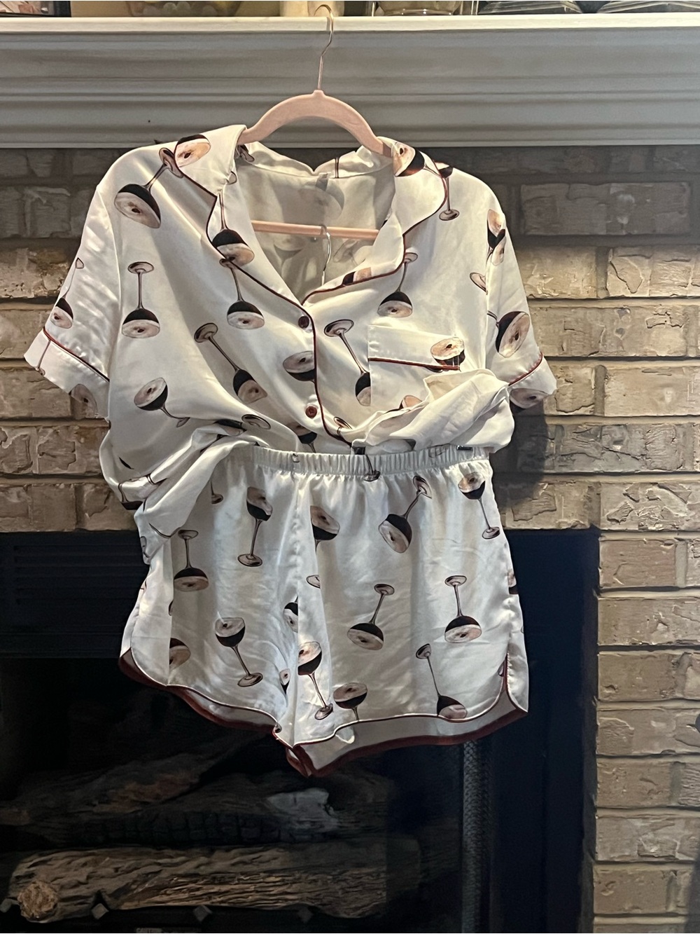 Pajama Set with Brown Trim and espresso martini Cocktail Print sz L never worn